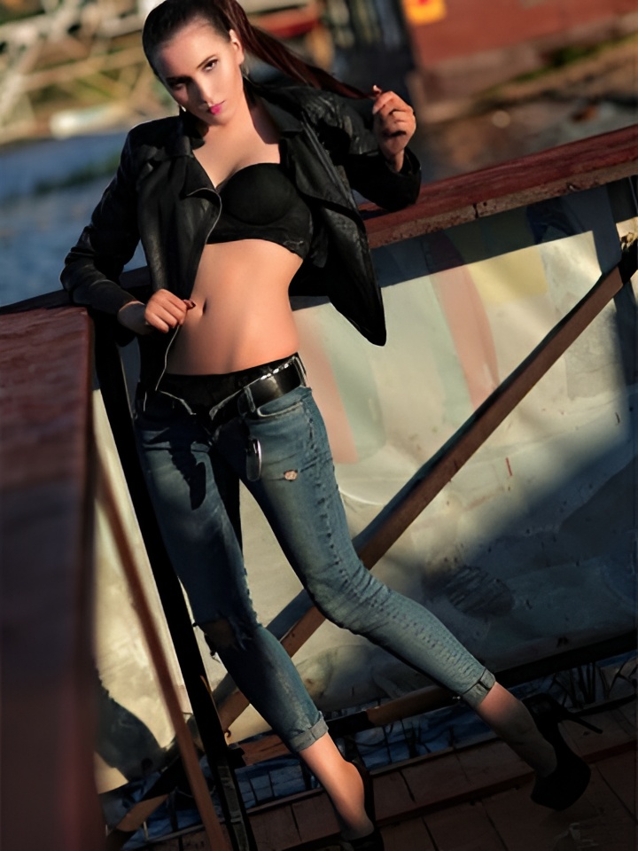 Оксана привлекальеная девушка из Тихорецк цена от 2500 руб