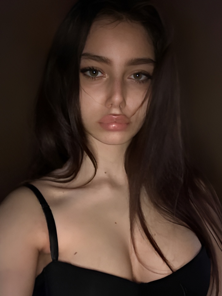 Стелла привлекальеная девушка из Тихорецк цена от 1500 руб