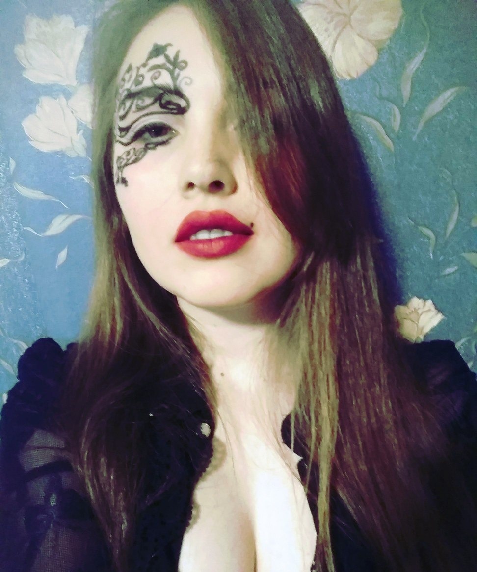 Лизонька привлекальеная девушка из Тихорецк цена от 3000 руб