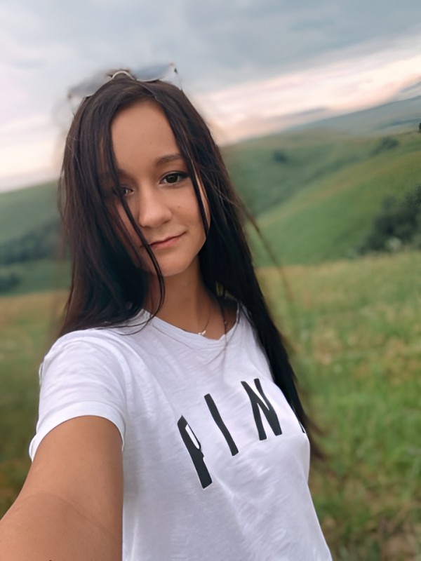 Диана привлекательная девушка из Тихорецк цена от 4000 руб