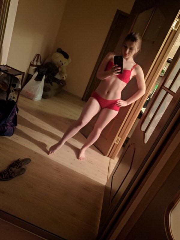 Медея привлекательная девушка из Тихорецк цена от 1500 руб