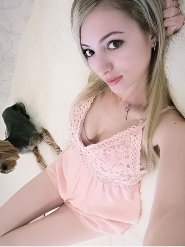 Регина привлекательная девушка из Тихорецк цена от 2000 руб