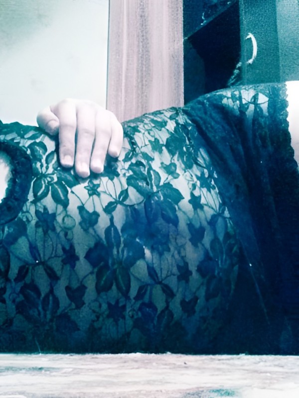 Рената привлекательная девушка из Тихорецк цена от 2000 руб