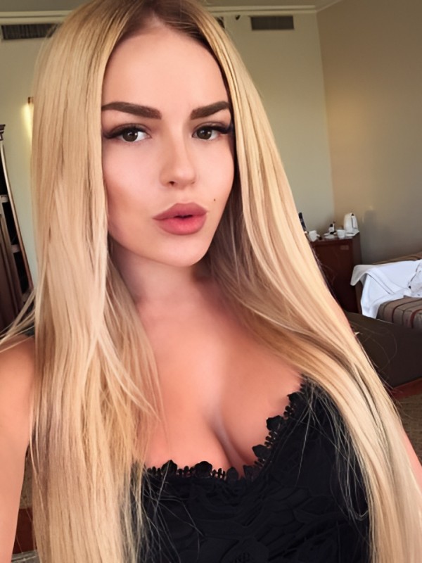 Светлана привлекательная девушка из Тихорецк цена от 2500 руб